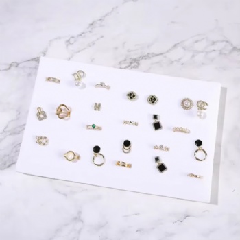 White Color High-Grade Ring Display Storage Box Ear Stud Rack Velvet Jewelry Tray with No Lid Wholesale Ring Container