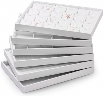  Wholesale Cheap Price Wood Pattern Soft White Gray Velvet Material MDF Frame Jewelry Ring Display for Showcase	