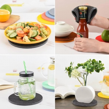  Circular Honeycomb  Silicone Heat Insulated Pad  for slip Resistant and  Insulation in Dining Tables or Kitchens	