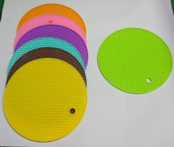  Multi-Purpose Heat-Resistant Non Slip Silicone Pot Holders Hot Pads,Silicone Original Microwave Mat Doubles As Jar Opener Grippe	